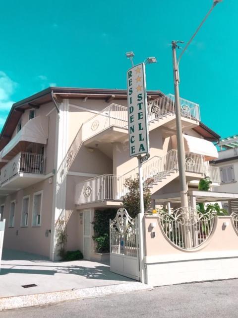 Residence Stella マリーナ・ディ・マッサ エクステリア 写真